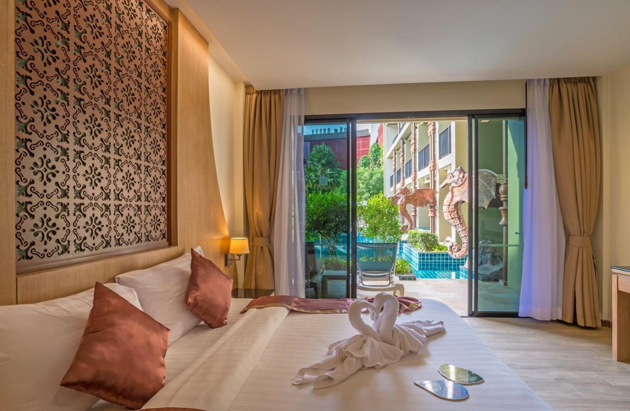 Grand Deluxe Zimmer mit Zugang zum Pool