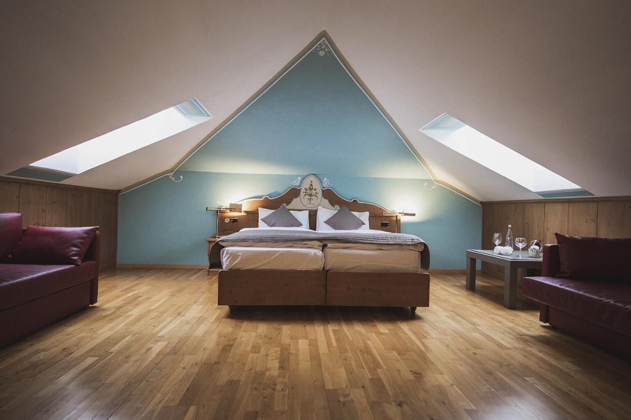 Economy Double or Twin Room