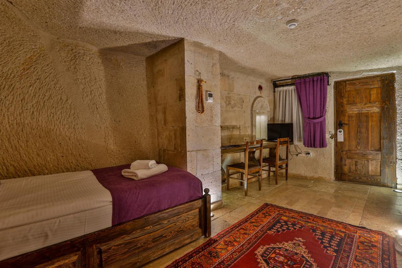 Cave Zweibettzimmer