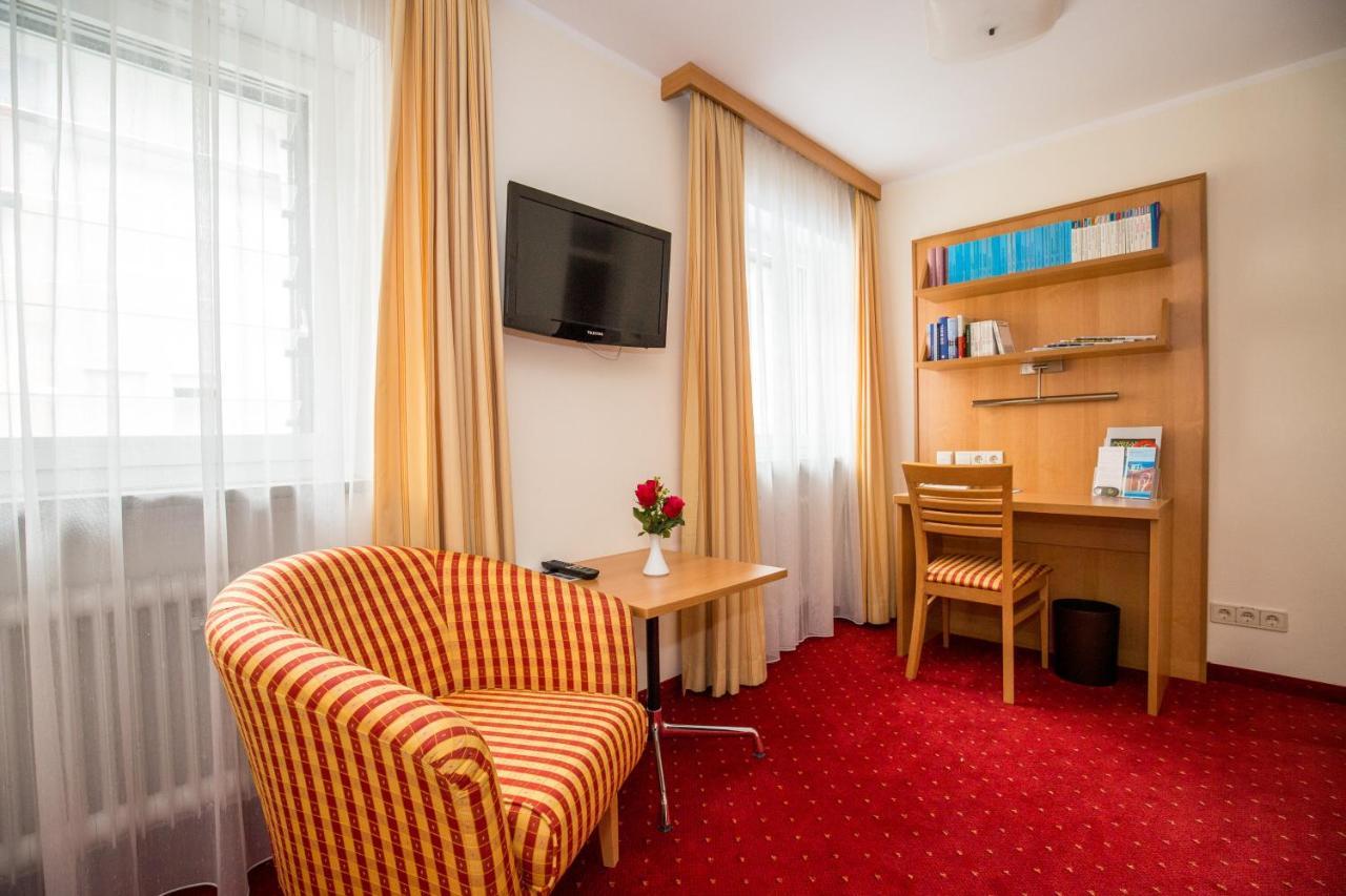 Single Room with Shower - Kardinal Wendel House,995902969:JPEG