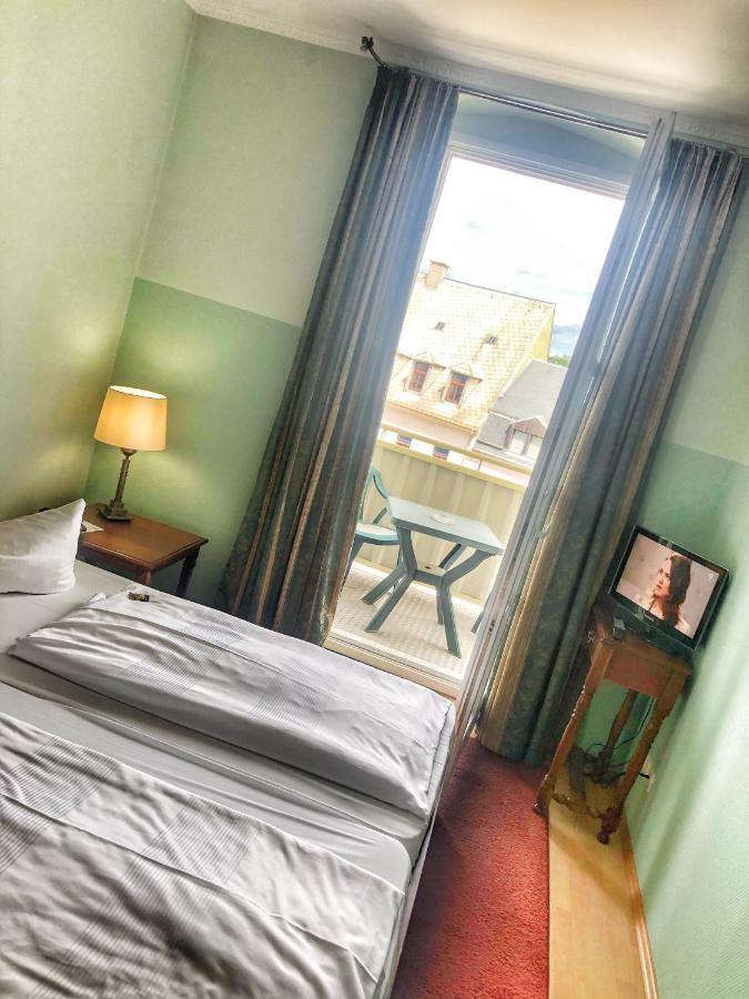Apartment mit Balkon