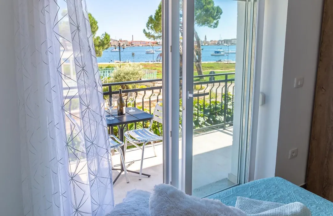Villa Umag Seafront-1