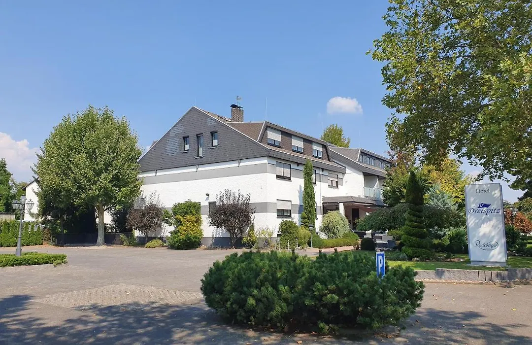 Hotel - Garni - Dreispitz-1