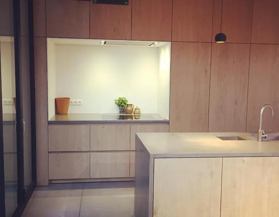 B Room-1