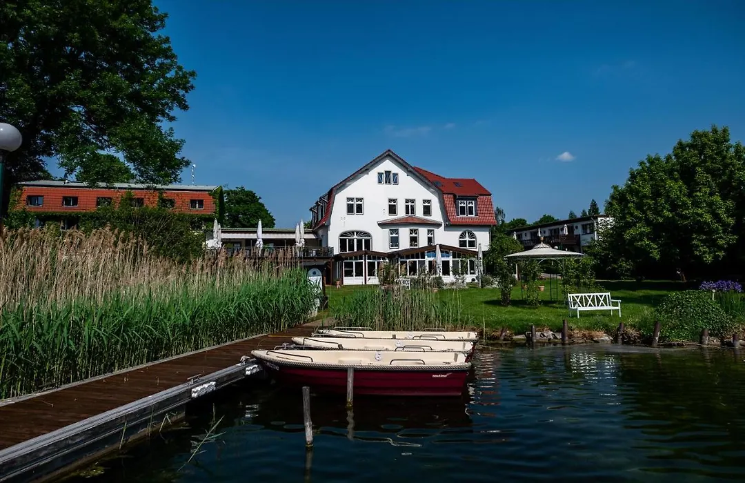 Waterfront21 Landhaus&See-1