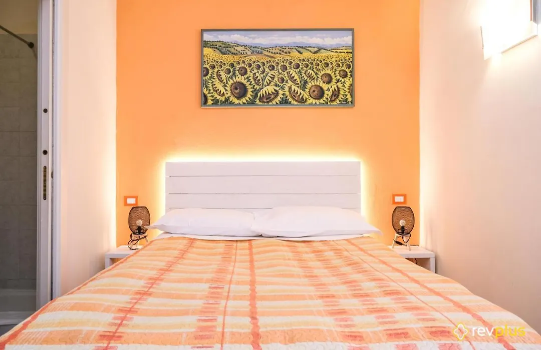 Lia Rooms-1