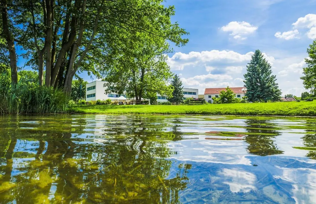 Seepark Hotel am Wandlitzsee-1