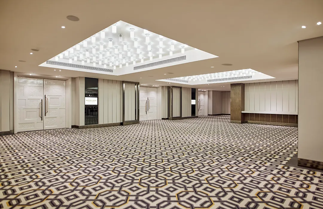 Montien Hotel Surawong Bangkok-1
