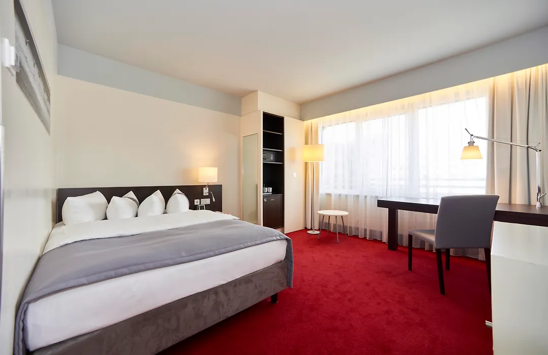 Holiday Inn Berlin Airport - Conference Centre By Ihg-1