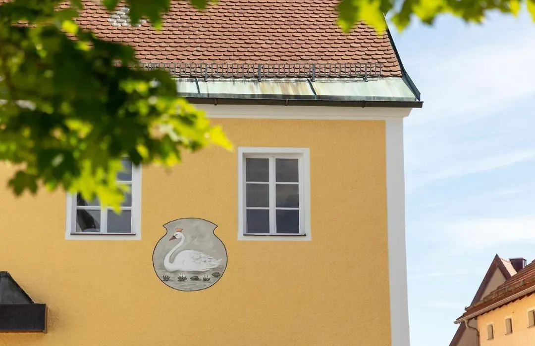 Hotel Garni zum Schwan-1