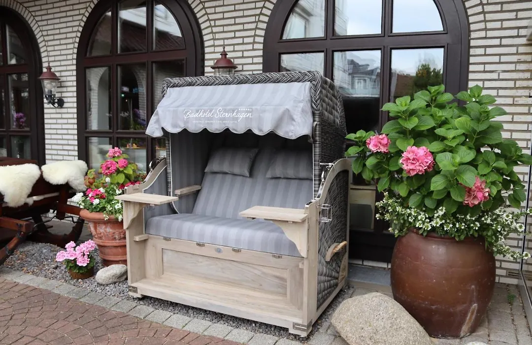 Badhotel Sternhagen-1