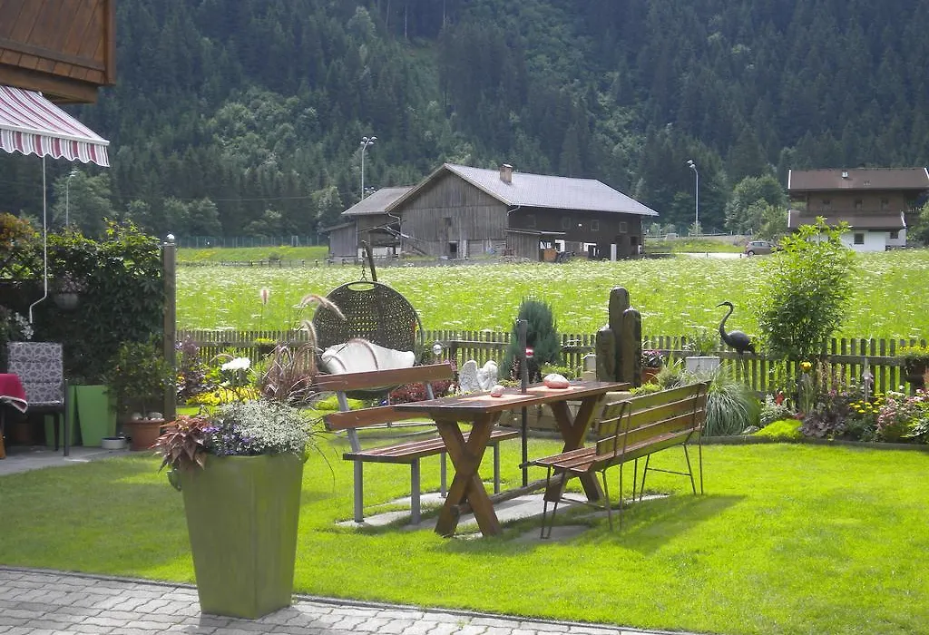 Haus Waidmannsheil-1