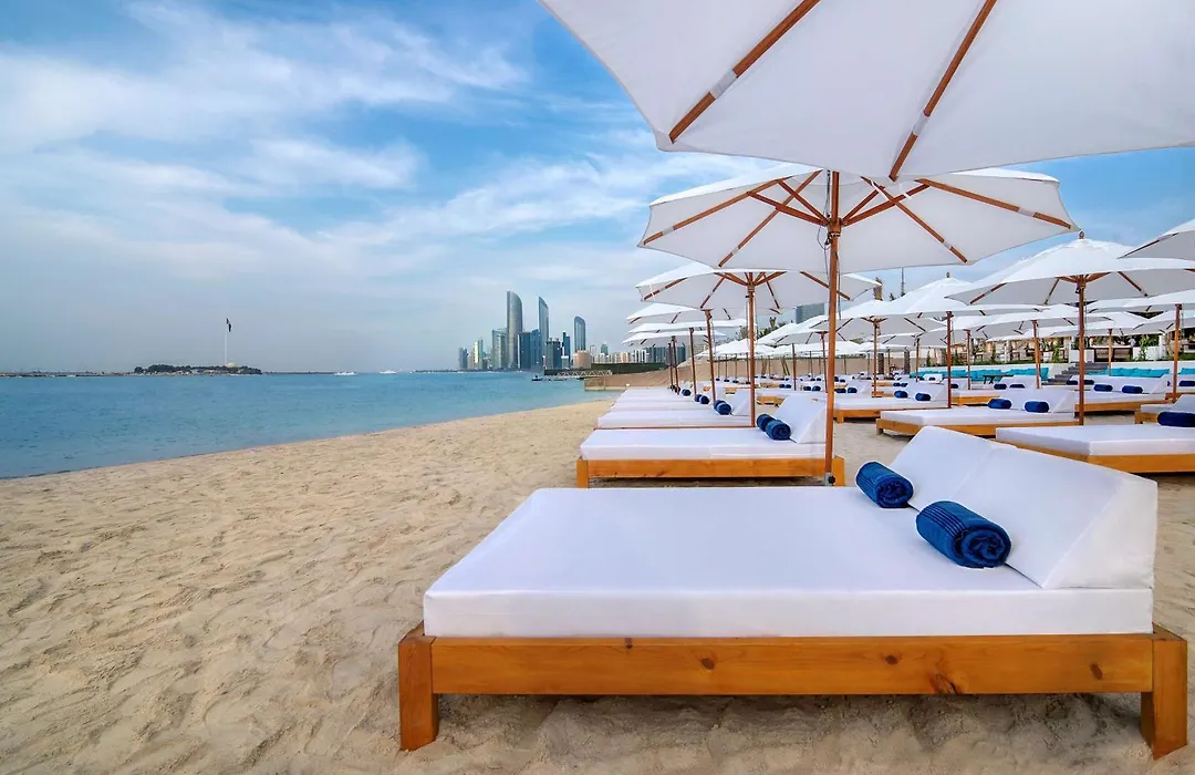 Radisson Blu Hotel&Resort, Abu Dhabi Corniche-1