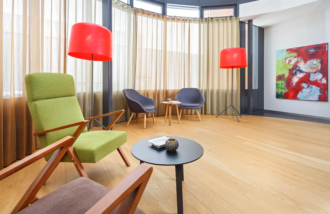 Newstar Hotel-1