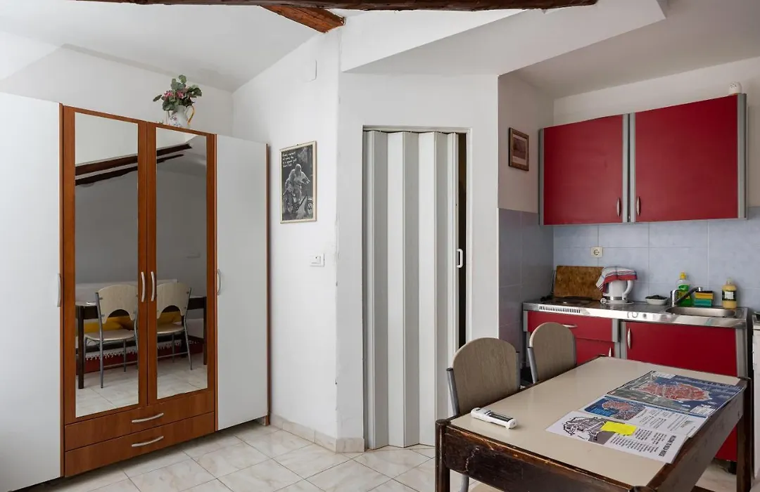 B&B Buza House-1