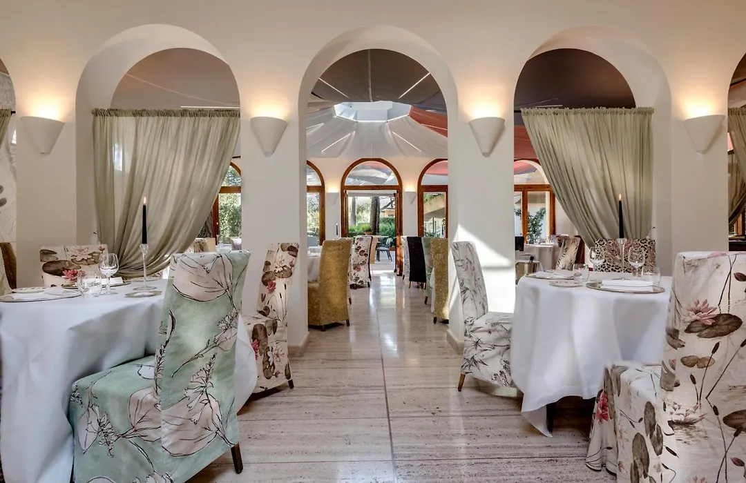 Augustus Hotel&Resort-1