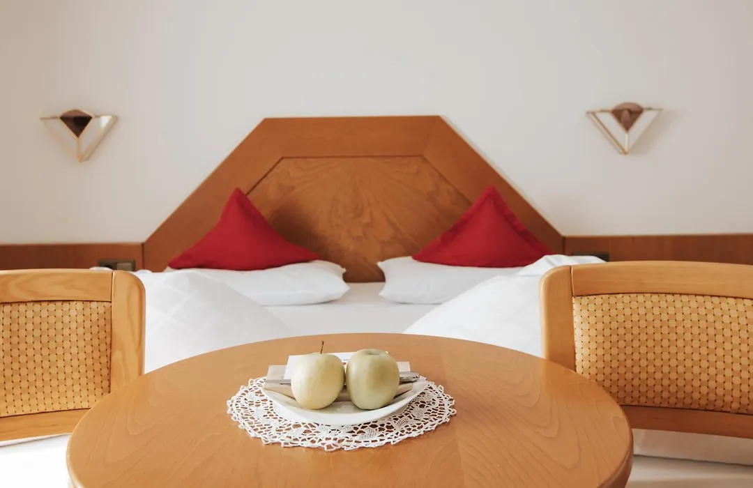B&B Hotel Mair Am Turm-1