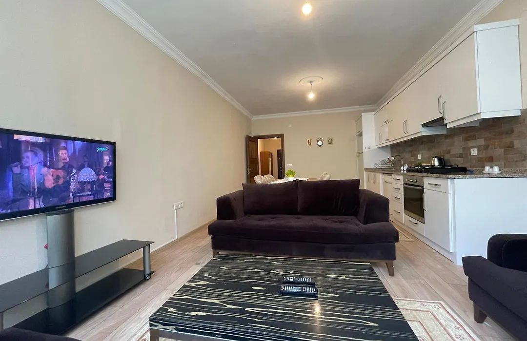 Select Suite & Apart Hotel-1