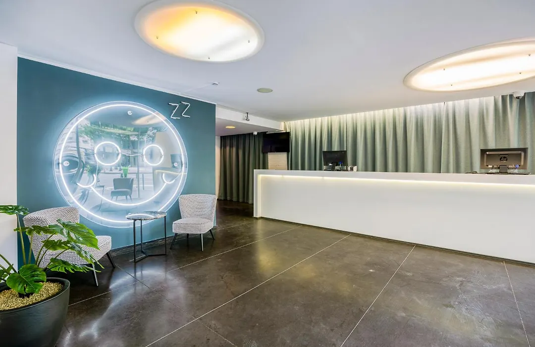 ibis Styles Hotel Brussels Louise-1