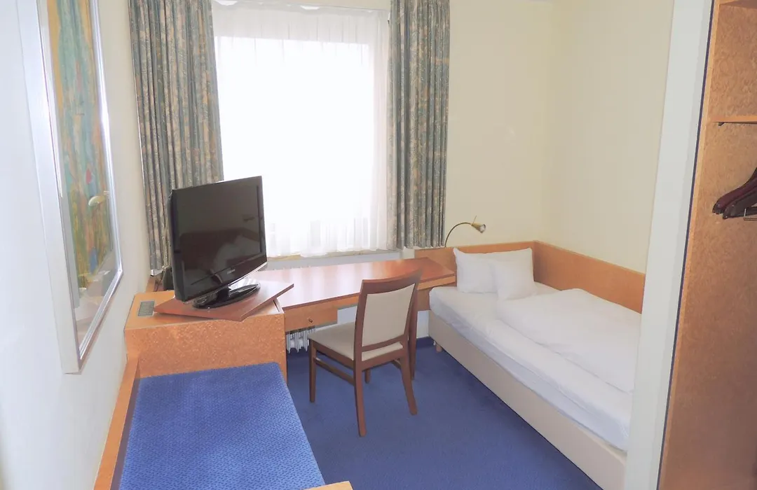 Parkhotel Ropeter-1