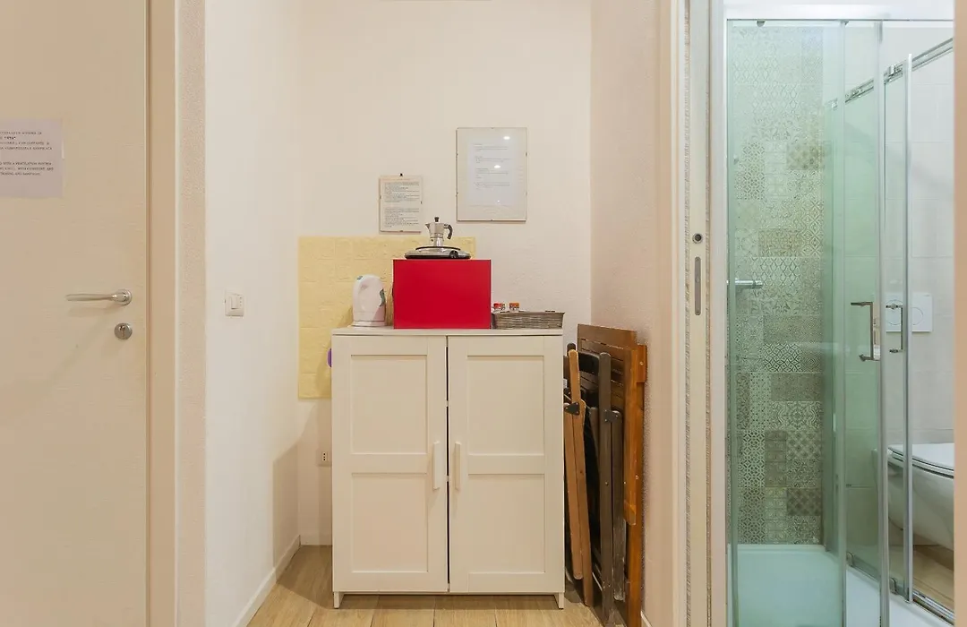 Red Rooms By Wonderful Italy-1