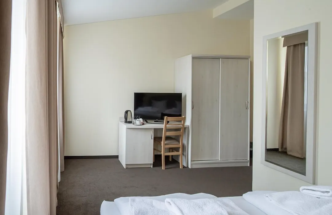 Upper Room Hotel Kurfürstendamm-1