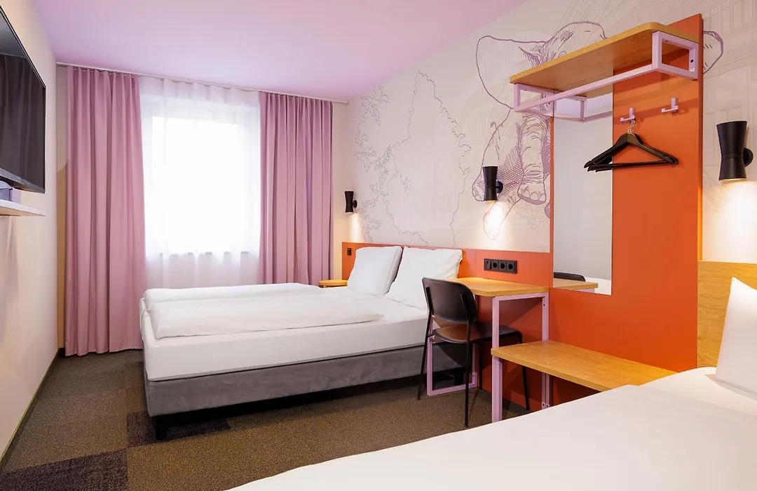McDreams Hotel Wuppertal City-1