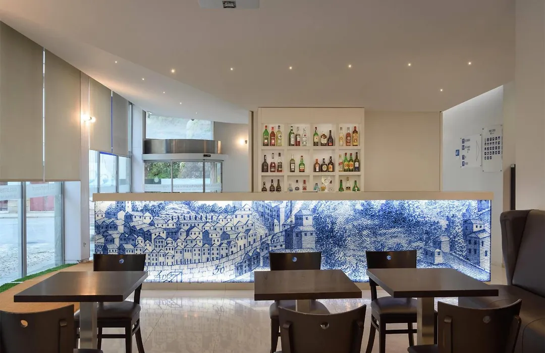 Tryp By Wyndham Porto Centro Hotel-1