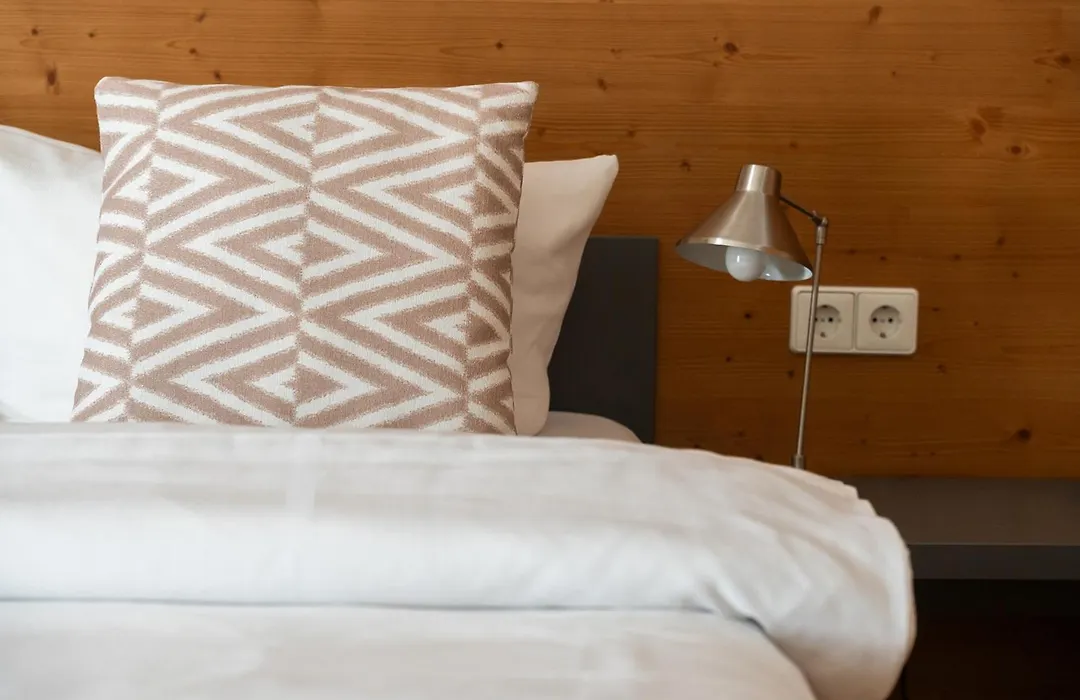 Hotel CampusZwei Komfortable Doppelzimmer&Apartments mit Küche Zentral in Ludwigsburg ideal für Business&Langzeitaufenthalte 24h Check in Kinder bis 14 Jahre übernachten kostenlos-1