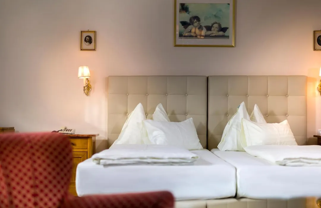 Vergeiner's Hotel Traube-1
