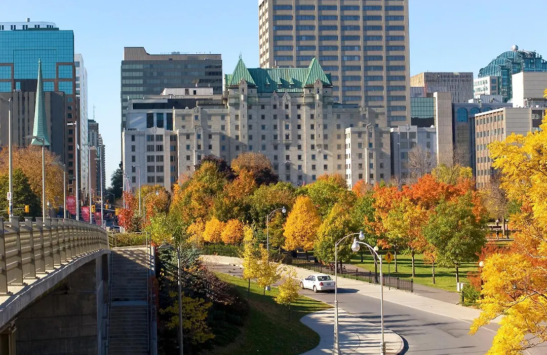 Lord Elgin Hotel-1