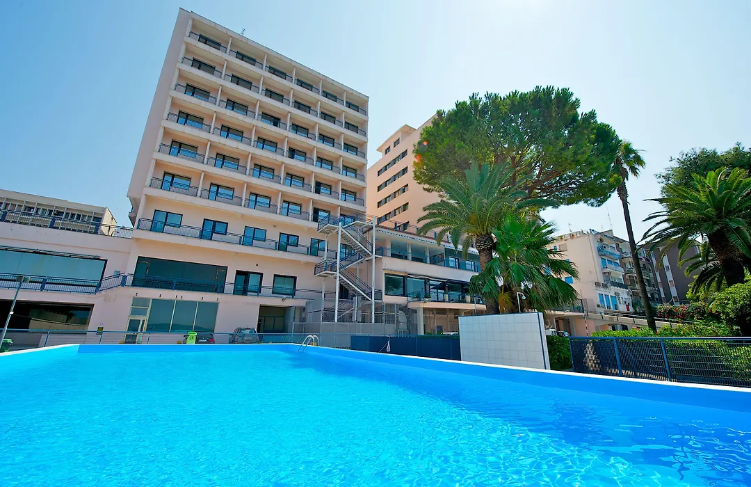 Hotel Delfino Taranto-1