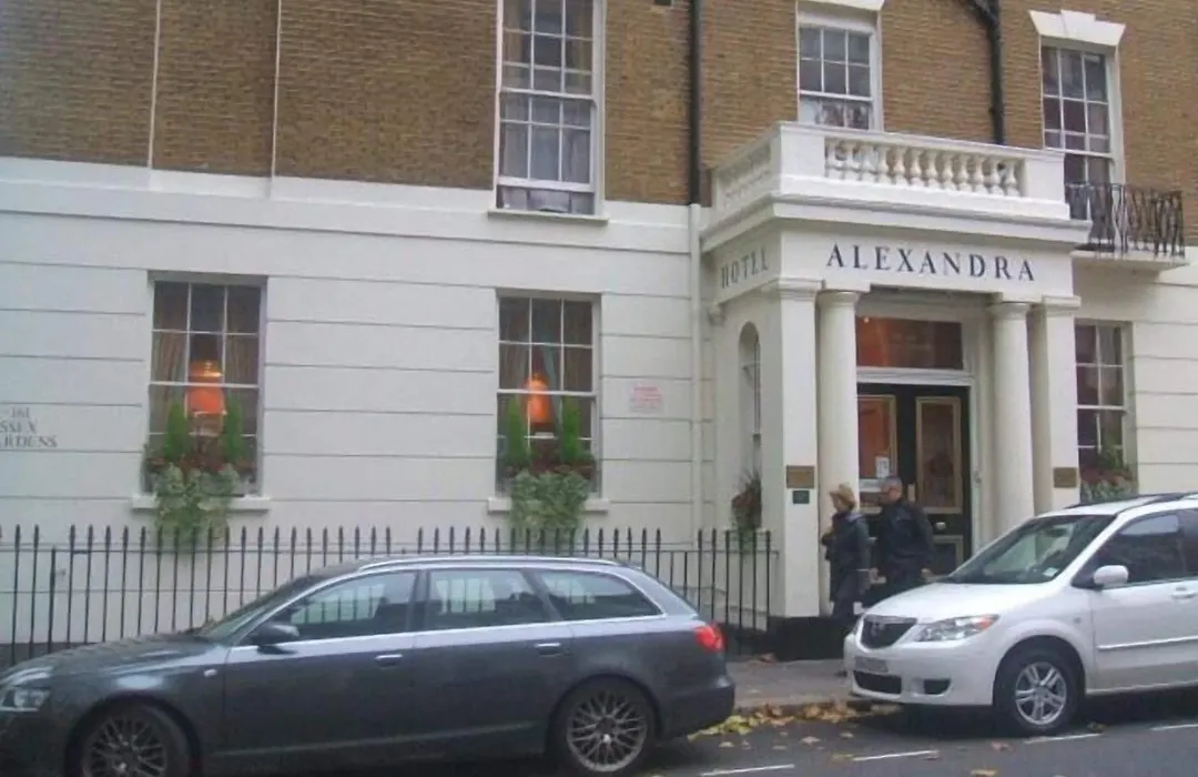 Alexandra Hotel-1