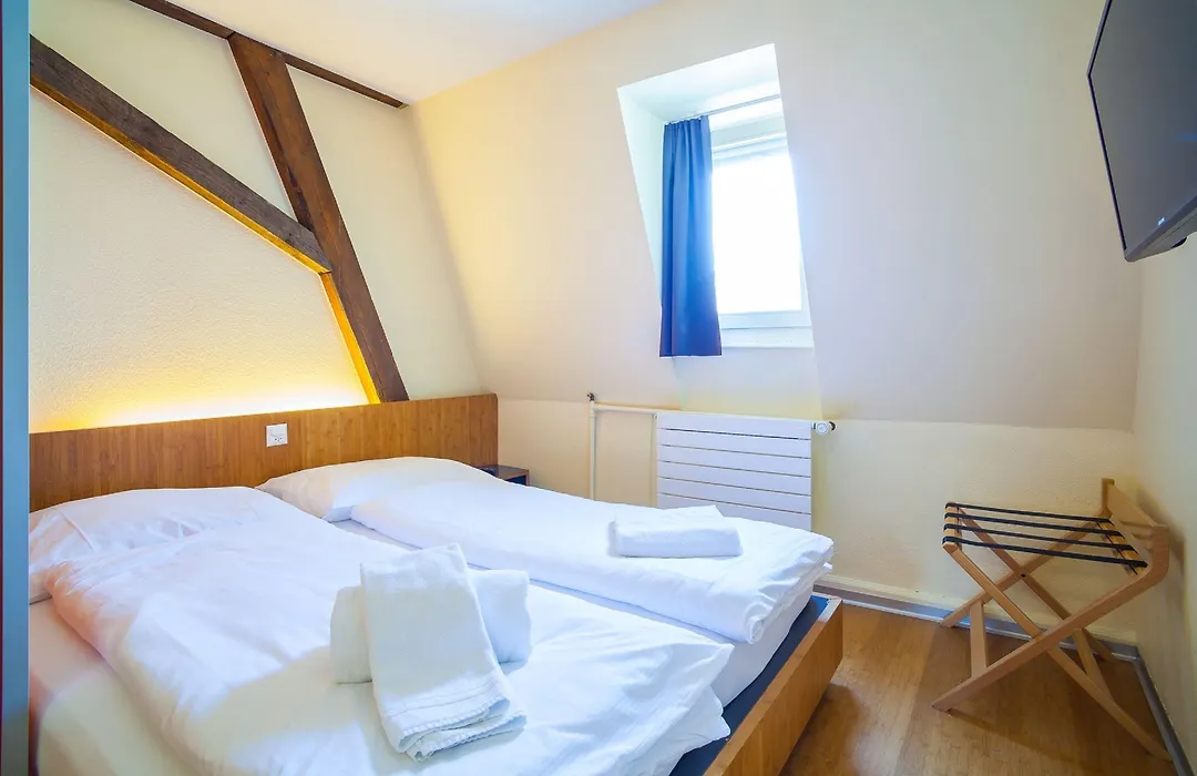 Easyhotel Basel - Self Service And Self Check-In-1