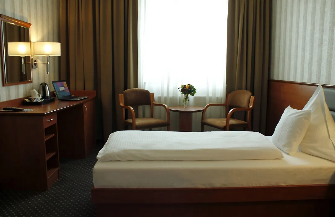 Business Hotel Vega Wrocław-1