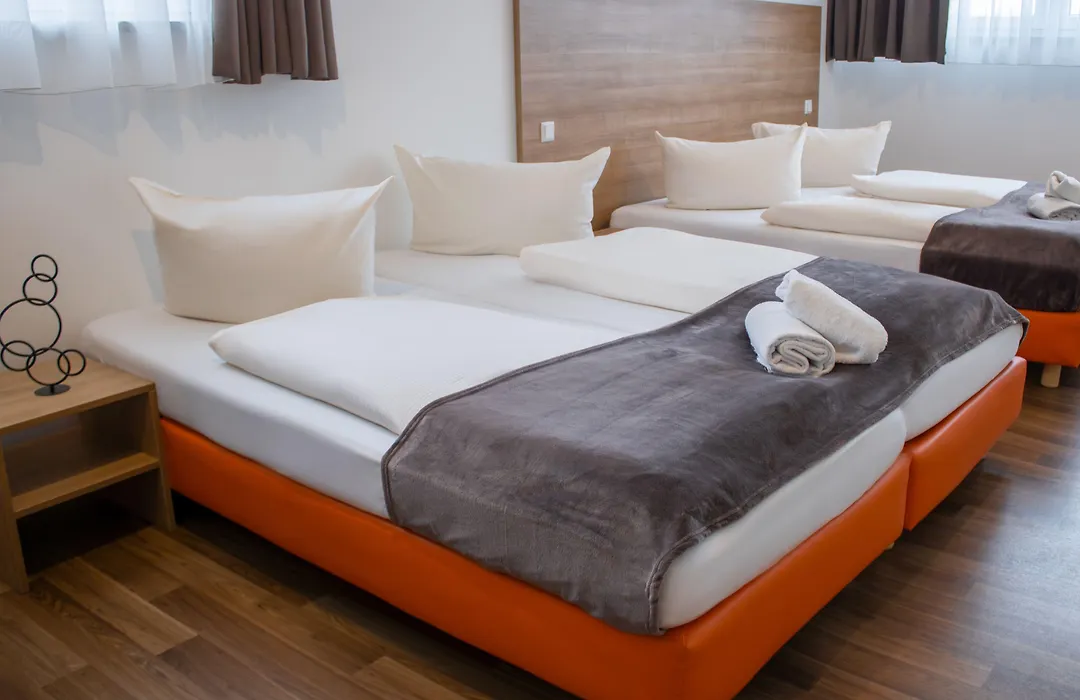 Orange Hotel und Apartments-1