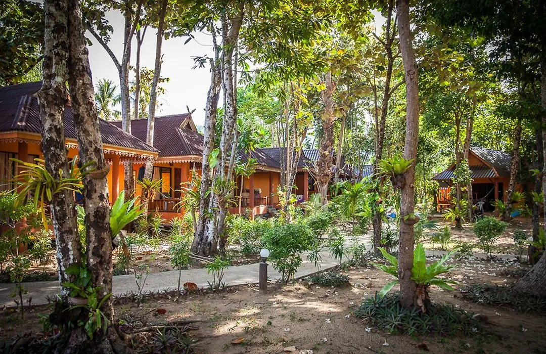 Lanta Pearl Beach Resort-1