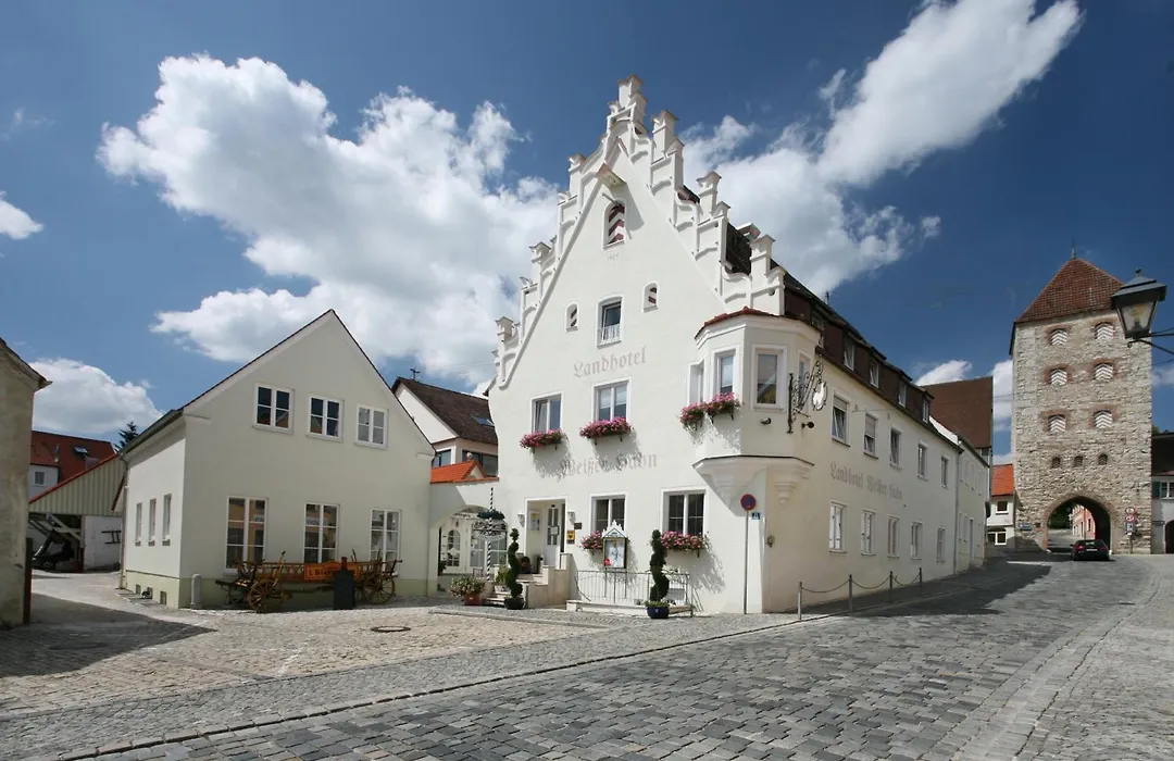 Landhotel Weißer Hahn-1