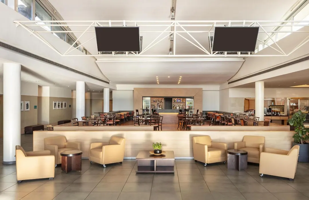 Hilton Garden Inn Rome Airport-1