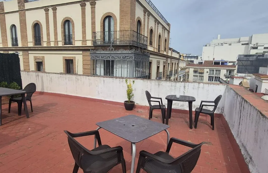 Hostel Urban Sevilla-1