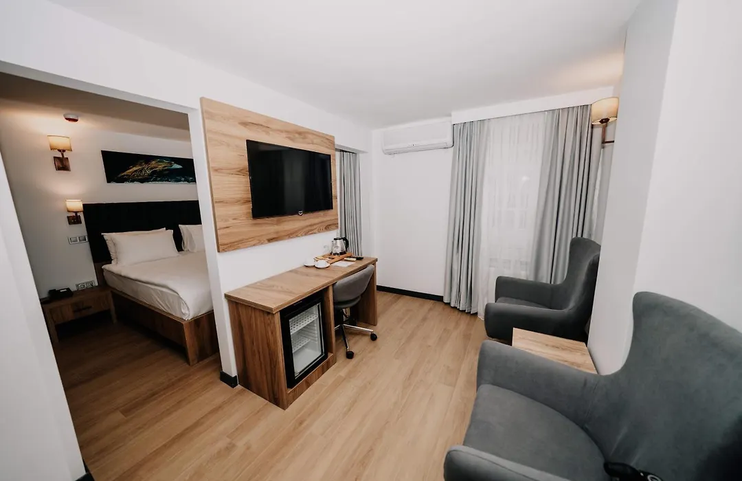 Business Life Hotel Bakirköy-1