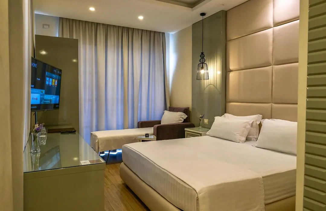 Hotel Luxury-1