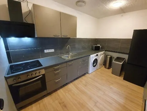 Boardinghouse-Aparthotel mit Parkplatz Küche WIFI-1