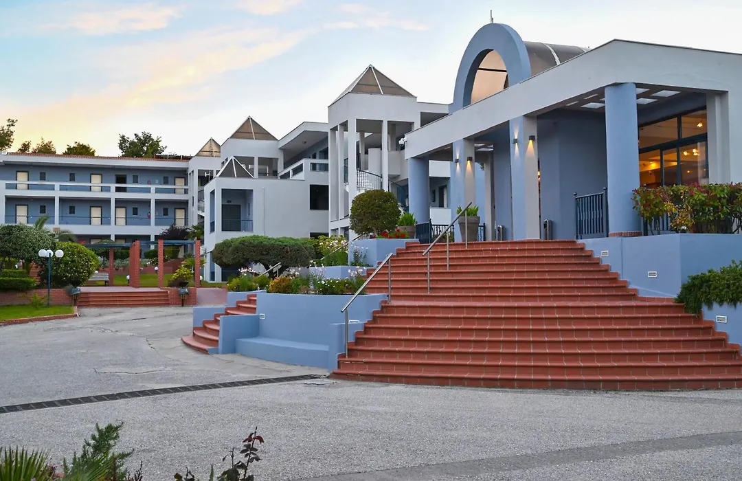 Atrium Hotel-1