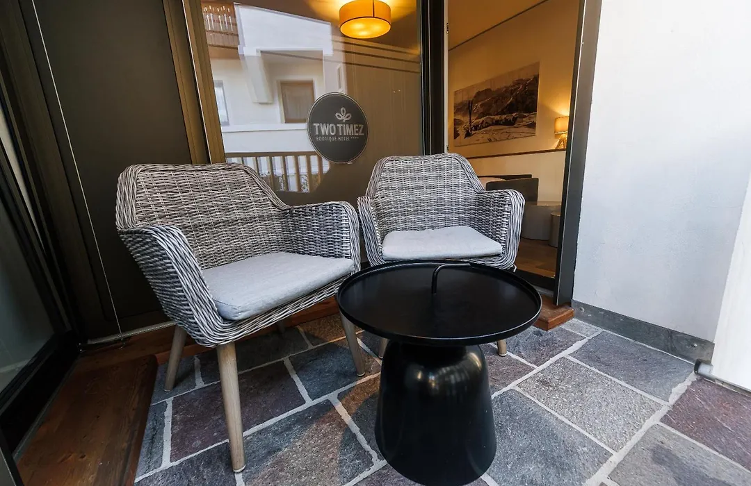 Two Timez - Boutique Hotel - With Ac-1