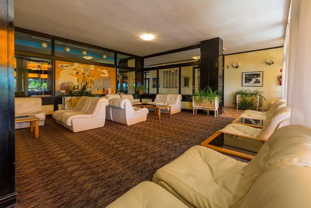 Hotel International-1