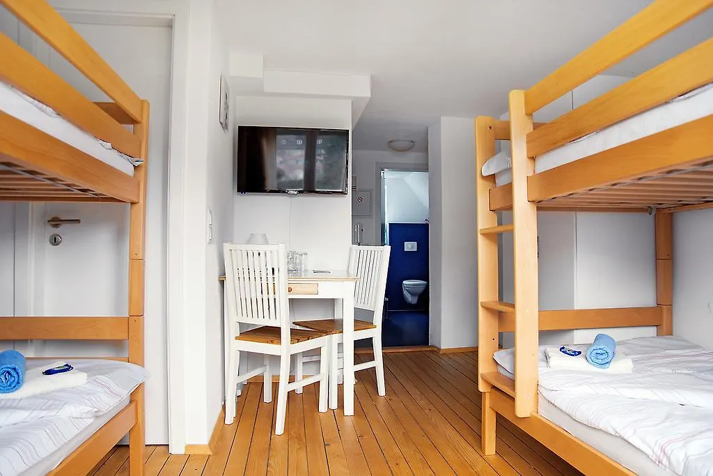 Hostel Villa Viva-1
