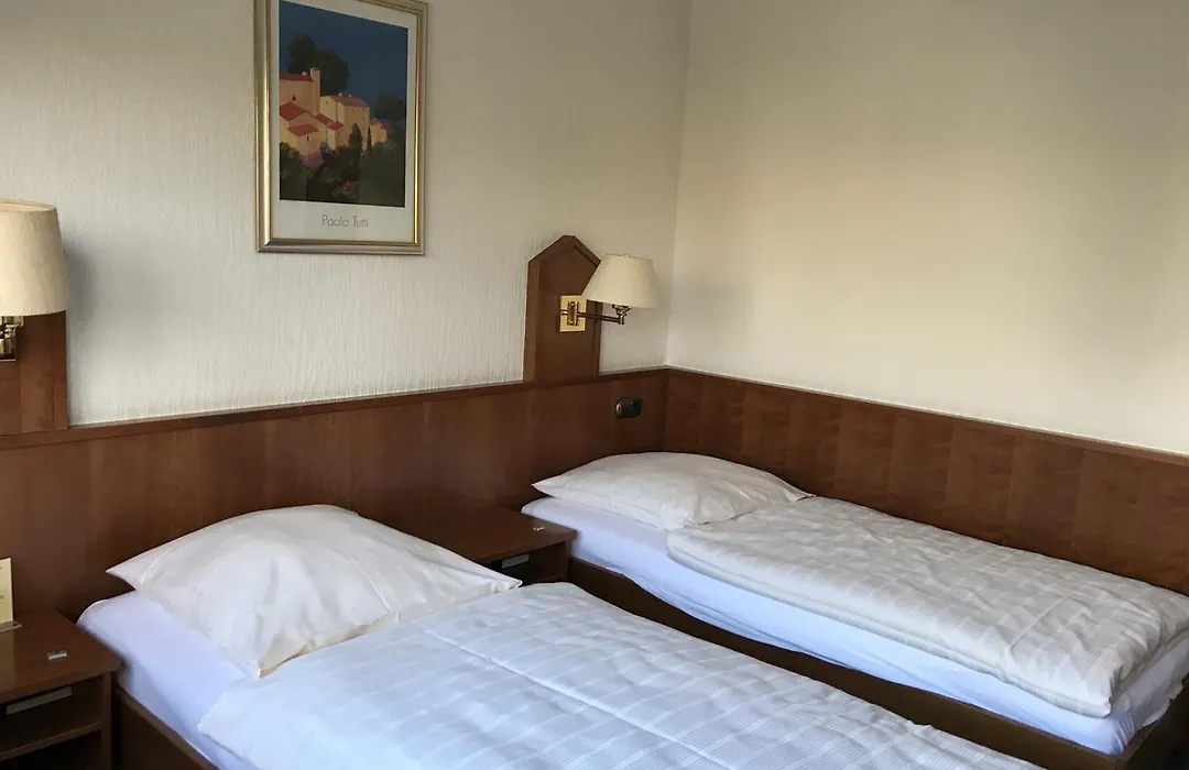 Hotel Marienhof Düsseldorf Neuss-1