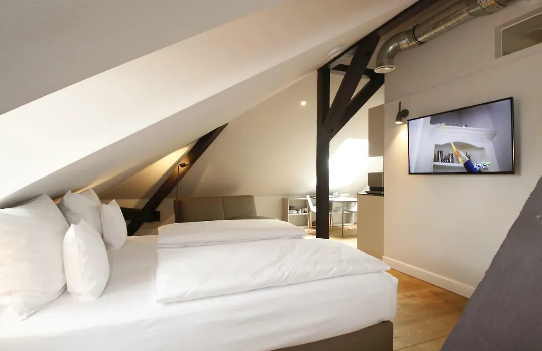 Amelie Hotel&Appartements-1