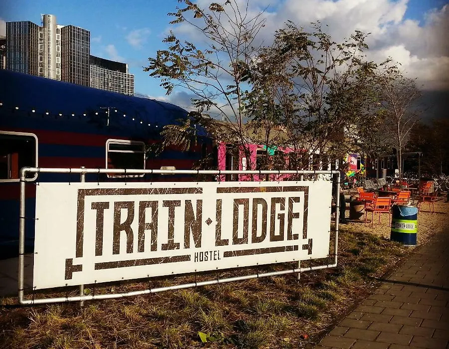 Train Lodge Amsterdam-1